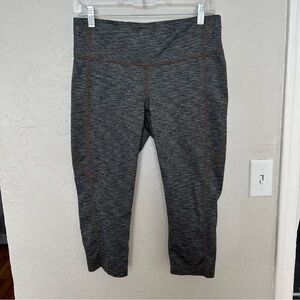 Athleta (Size L) Gray Cropped Leggings